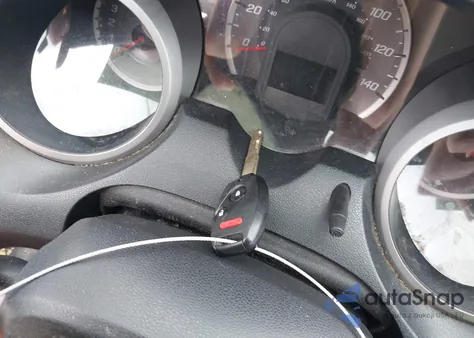 2012 Honda Fit z USA, uszkodzony, nr VIN JHMGE8H37CS005670